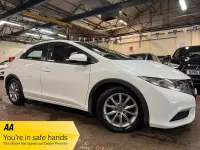 Used Honda Civic SE 100 HP (73 kW) 2013 White Hatchback