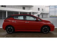 Usado Nissan Leaf Acenta 110 kW (150 HP) 2022 Vermelho Citadino