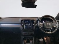 Used Volvo XC40 300 kW (408 HP) 2021 White SUV