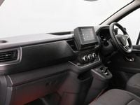 Begagnad Renault Trafic 170 HK (125 kW) 2026 Svart