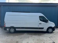Used Nissan Interstar Acenta 135 HP (99 kW) 2023 White Van