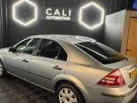 Begagnad Ford Mondeo 2007 Silver Halvkombi