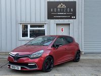 Used Renault Clio IV Trophy 220 HP (161 kW) 2015 Red Hatchback