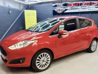 Used Ford Fiesta Titanium 125 HP (91 kW) 2015 Red Hatchback