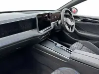 New VW Passat R-line 203 HP (149 kW) 2025 White Estate
