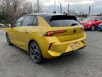 Used Vauxhall Astra Ultimate 130 HP (95 kW) 2022 Yellow/black Hatchback