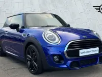 Usado Mini Cooper Hatch 134 HP (98 kW) 2020 Azul Citadino