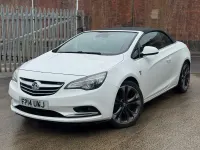 Used Vauxhall Cascada Elite 170 HP (125 kW) 2014 White Cabriolet