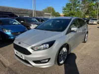 Used Ford Focus ST-Line 120 HP (88 kW) 2017 Silver Hatchback