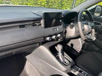 Used Honda HR-V Elegance 152 HP (111 kW) 2021 White SUV