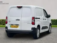 Used Toyota Proace City City 100 kW (136 HP) 2024 White MPV