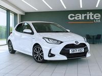 Used Toyota Yaris Design 116 HP (85 kW) 2022 White Hatchback
