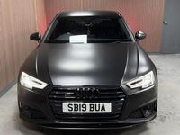 Begagnad Audi A4 Black Edition 150 HK (110 kW) 2019 Svart Sedan