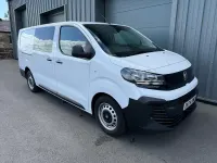 Used Vauxhall Vivaro 150 HP (110 kW) 2024 White MPV