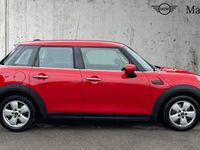 Used Mini Cooper Classic 136 HP (100 kW) 2022 Chili red Hatchback