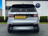 Usado Land Rover Discovery 5 Landmark 302 HP (222 kW) 2020 Prateado SUV