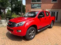 Used Isuzu D-Max 161 HP (118 kW) 2016 Red Pickup