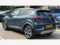 Second-hand Renault Captur Techno 160 CP (117 kW) 2023 Albastru SUV