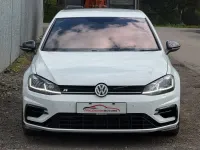 Begagnad VW Golf VII R 310 HK (228 kW) 2018 Vit Halvkombi