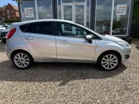 Second-hand Vauxhall Combo Sportive 100 CP (73 kW) 2021 Alb Monovolum