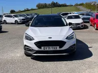 Second-hand Ford Focus Active 125 CP (91 kW) 2021 Alb Hatchback