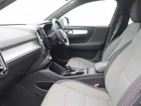Used Volvo XC40 Core 161 HP (118 kW) 2024 Grey SUV