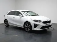 Käytetty Kia Ceed 118 HP (86 kW) 2019 Valkoinen Viistoperä