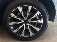 Usado Volvo XC60 Plus 247 HP (181 kW) 2025 Cinzento SUV