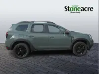 Used Dacia Duster Extreme 98 HP (72 kW) 2023 Green SUV