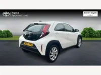 Used Toyota Aygo X PURE 72 HP (52 kW) 2024 White SUV