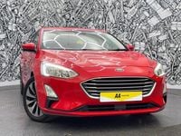 Used Ford Focus Zetec 120 HP (88 kW) 2019 Red Hatchback