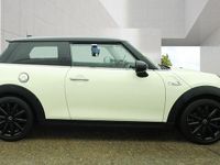 Used Mini Cooper S Hatch 2019 White Hatchback