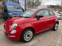 Begagnad Fiat 500 Lounge 69 HK (50 kW) 2017 Röd Halvkombi