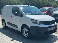 Used Peugeot Partner Premium 100 HP (73 kW) 2023 White MPV