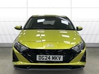 Used Hyundai i20 Ultimate 100 HP (73 kW) 2024 Yellow Hatchback