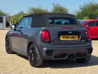 Second-hand Mini John Cooper Works Cabriolet 231 CP (169 kW) 2016 Gri Cabrio
