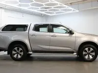 Used Isuzu D-Max 165 HP (121 kW) 2024 Cabriolet
