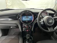 Used Mini Cooper Classic 134 HP (98 kW) 2022 Black Hatchback