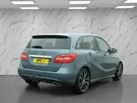 Begagnad Mercedes B180 109 HK (80 kW) 2012 Blå Minibuss