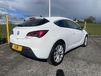 Used Vauxhall Astra GTC SRi 2016 White Hatchback
