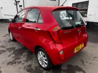 Used Kia Picanto 84 HP (61 kW) 2012 Red Hatchback