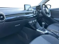 Używany Mazda 2 75 KM (55 kW) 2022 Biały Hatchback