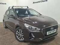 Used Hyundai i30 SE 120 HP (88 kW) 2017 Brown Hatchback
