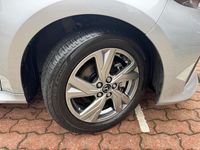 Begagnad Mazda 2 Exclusive-Line 2025 Silver Halvkombi