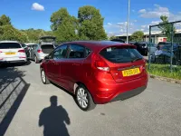 Used Ford Fiesta Zetec 67 HP (49 kW) 2009 Red Hatchback