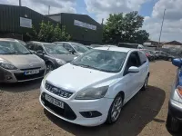 Used Ford Focus Zetec 136 HP (100 kW) 2009 White Hatchback