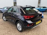 Used VW T-Roc Life 110 HP (80 kW) 2022 Black SUV