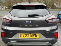 Usado Ford Puma Titanium 125 CV (91 kW) 2022 Gris SUV