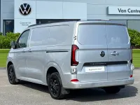 Second-hand VW Transporter Pro 110 CP (80 kW) 2025 Gri Van