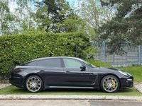 Used Porsche Panamera 300 HP (220 kW) 2015 Black Hatchback